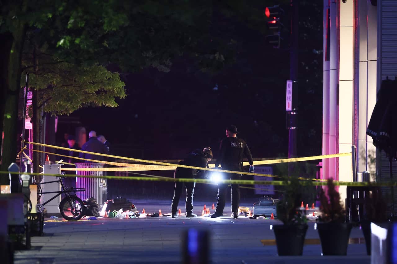 Gunshots reported near White House in Washington