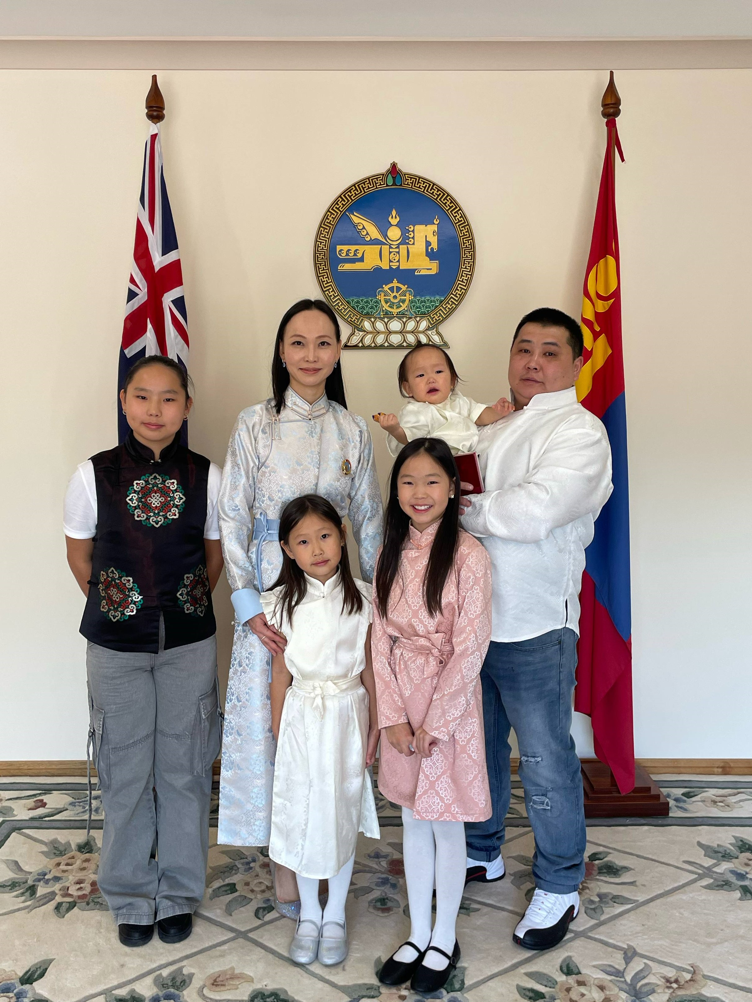 Sarnai Ger house 2.jfif