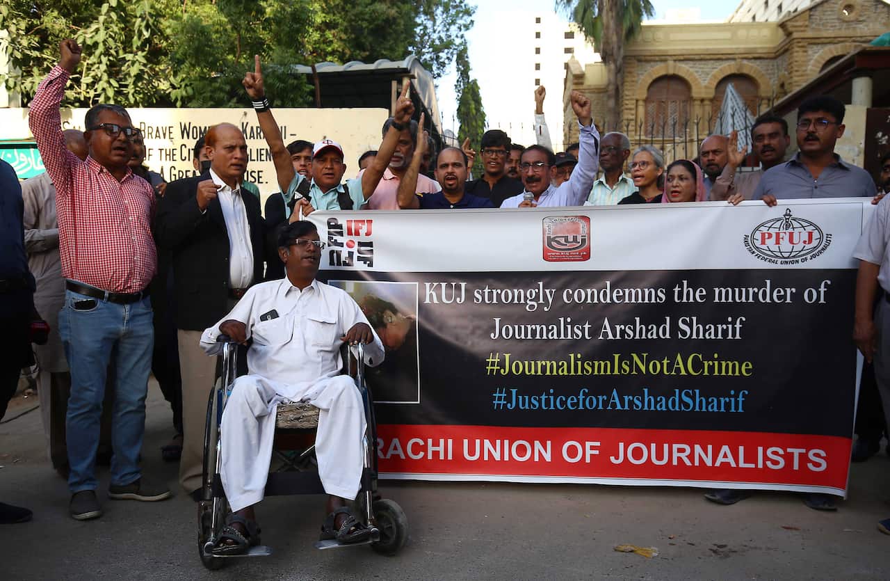 PAKISTAN JOURNALIST DEAD