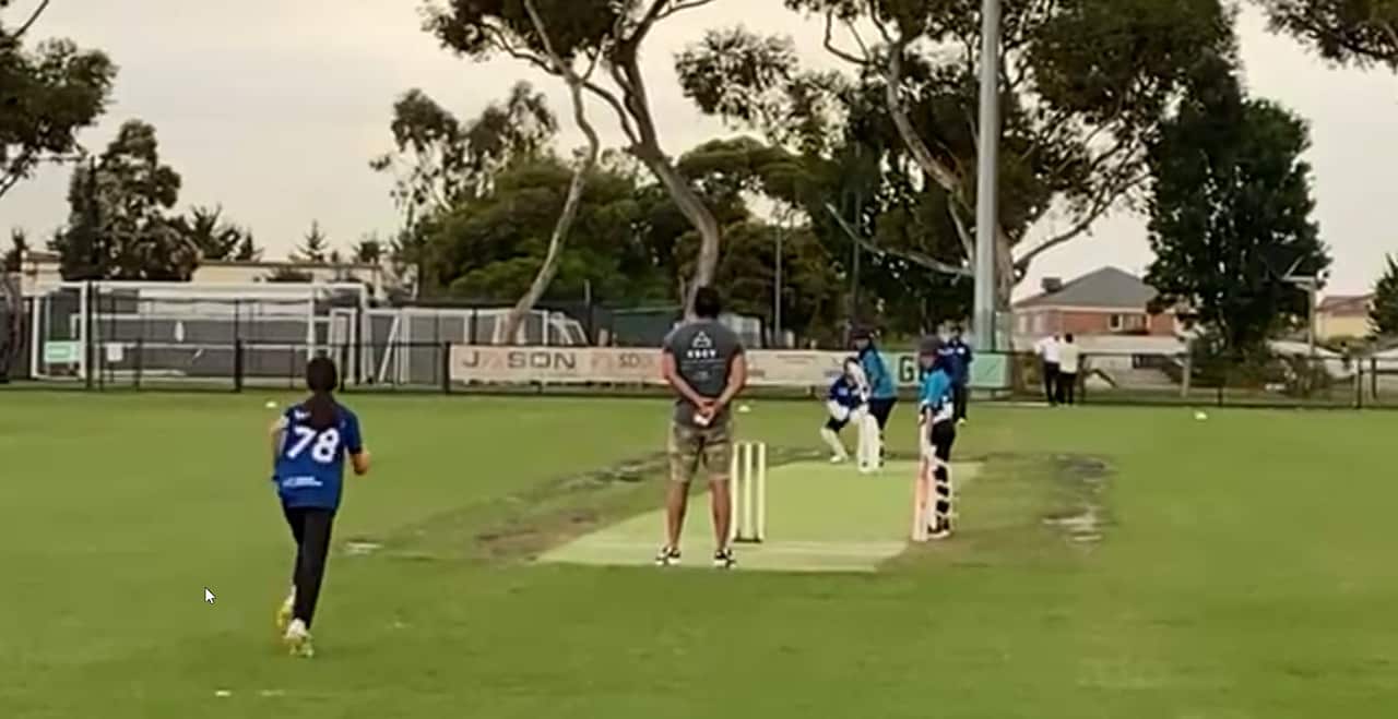 Zara Farooqui in action playing cricket.jpg