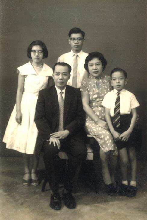 潘南弘一家合照