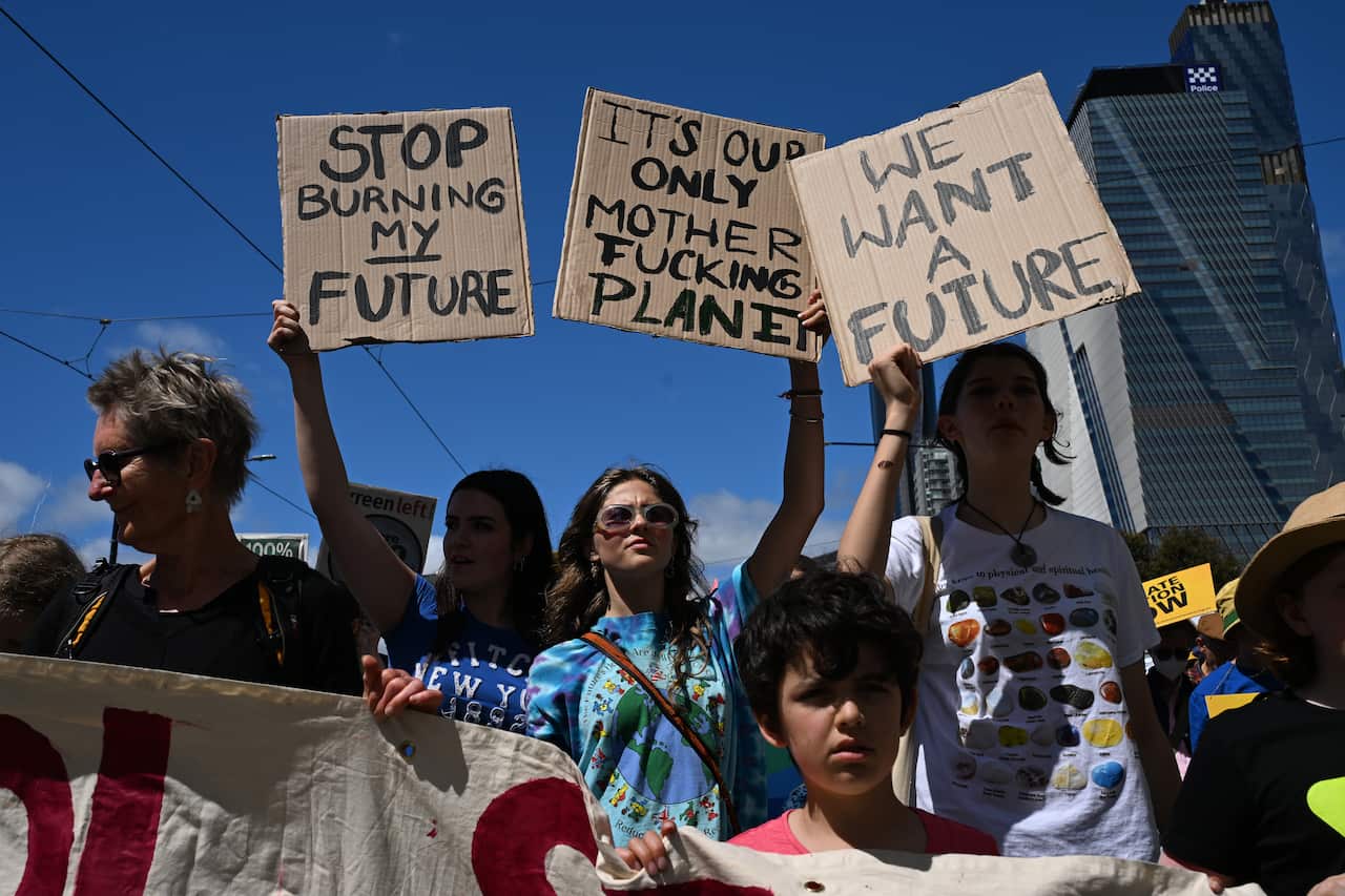 SCHOOLS STRIKE 4 CLIMATE MELBOURNE