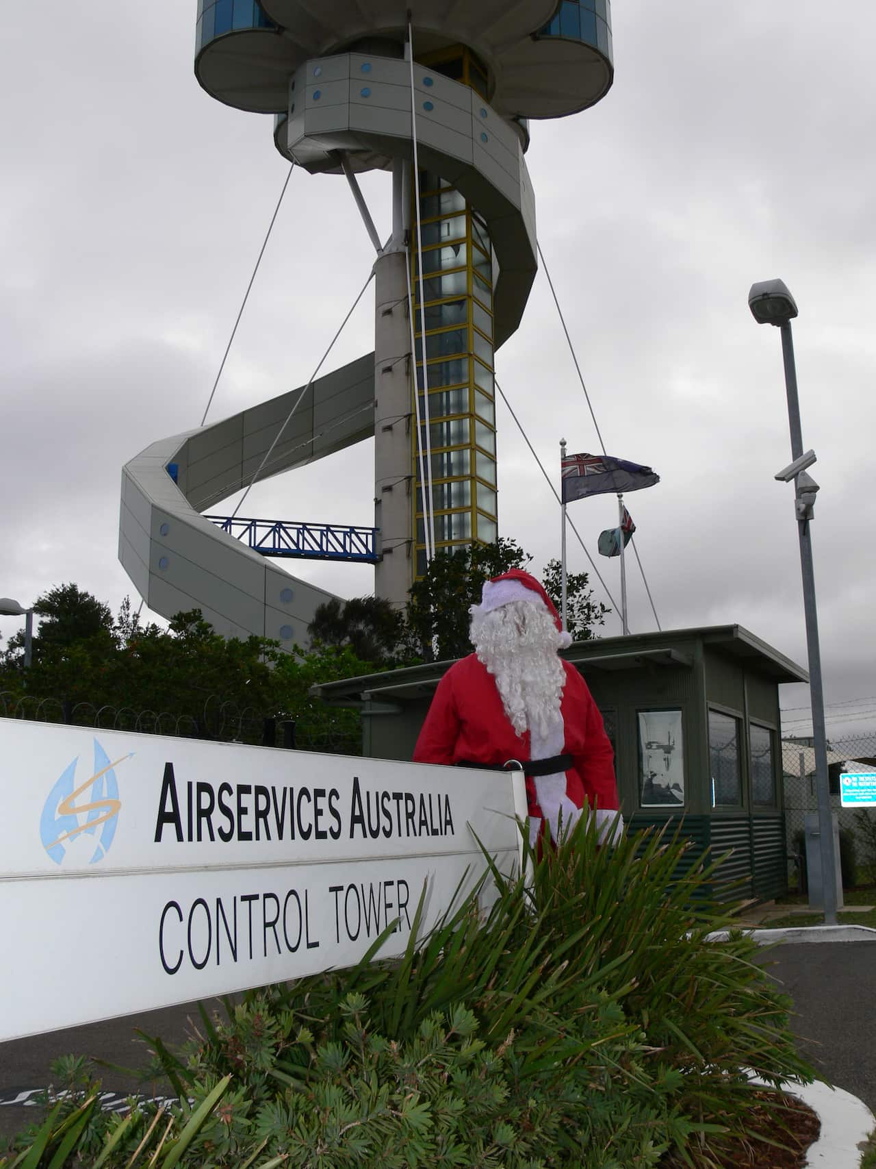 SANTA SLEIGH SAFETY EQUIPMENT