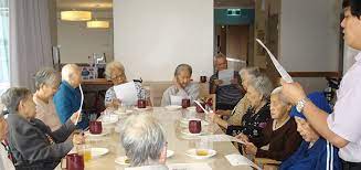 Một buổi sinh hoạt trong Viện Dưỡng Lão AVACS