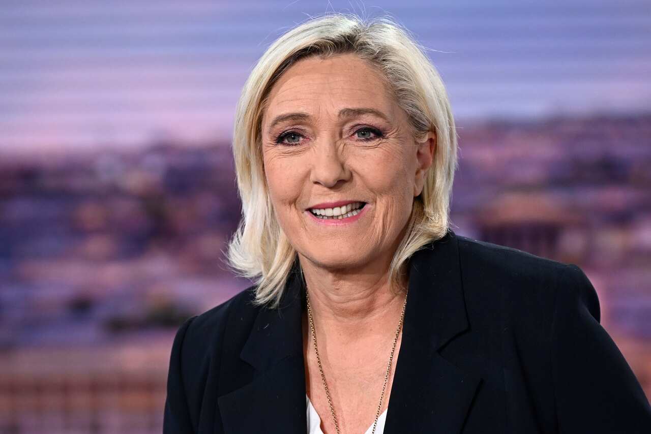Marine Le Pen wearing a black blazer