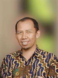 Psikiater dari Fakultas Kedokteran, Kesehatan Masyarakat dan Keperawatan (FKKMK) Universitas Gadjah Mada, Yogyakarta, Dr dr Ronny Tri Wirasto Sp KJ