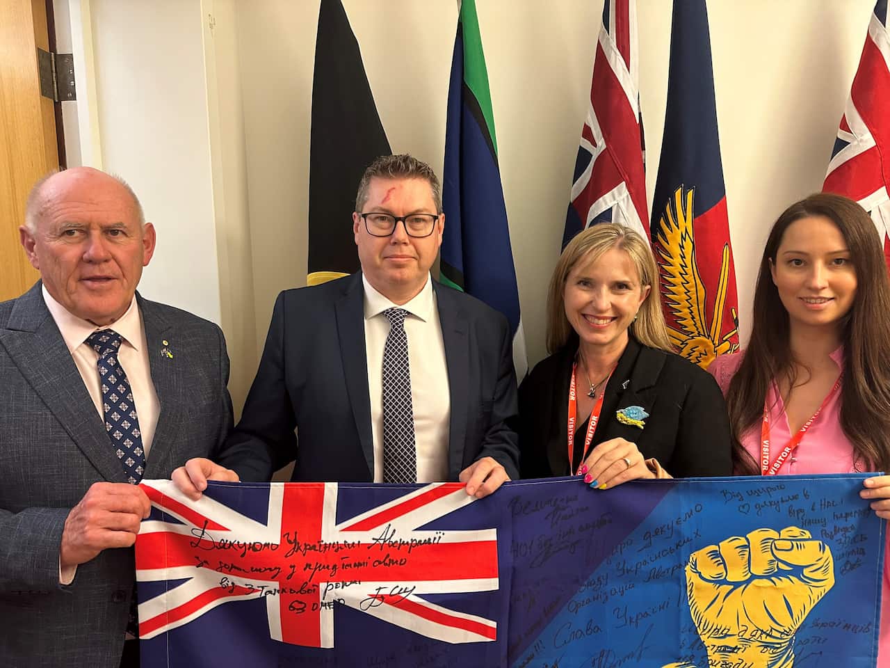 Stefan Romaniw, Hon Pat Conroy MP, Chrestyna Kmetj and Kateryna Argyrou.jpg