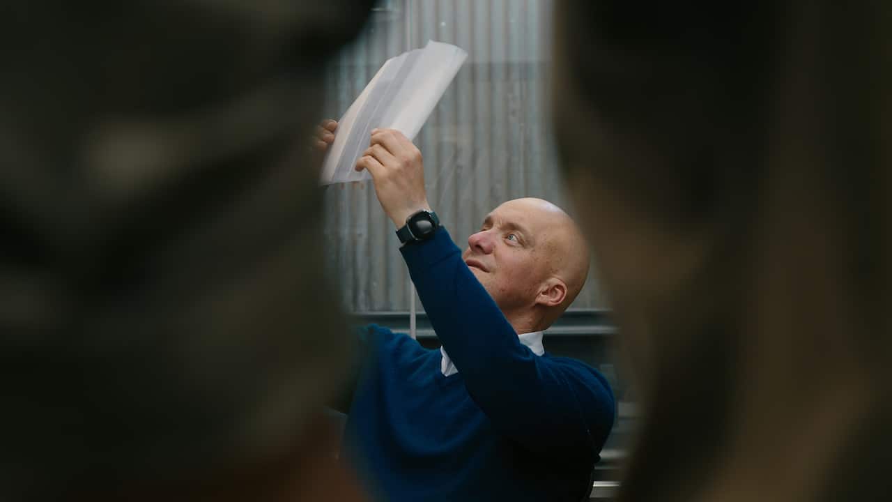 Hunt_for_Truth_Ep_1_Stills_7 copy.jpg