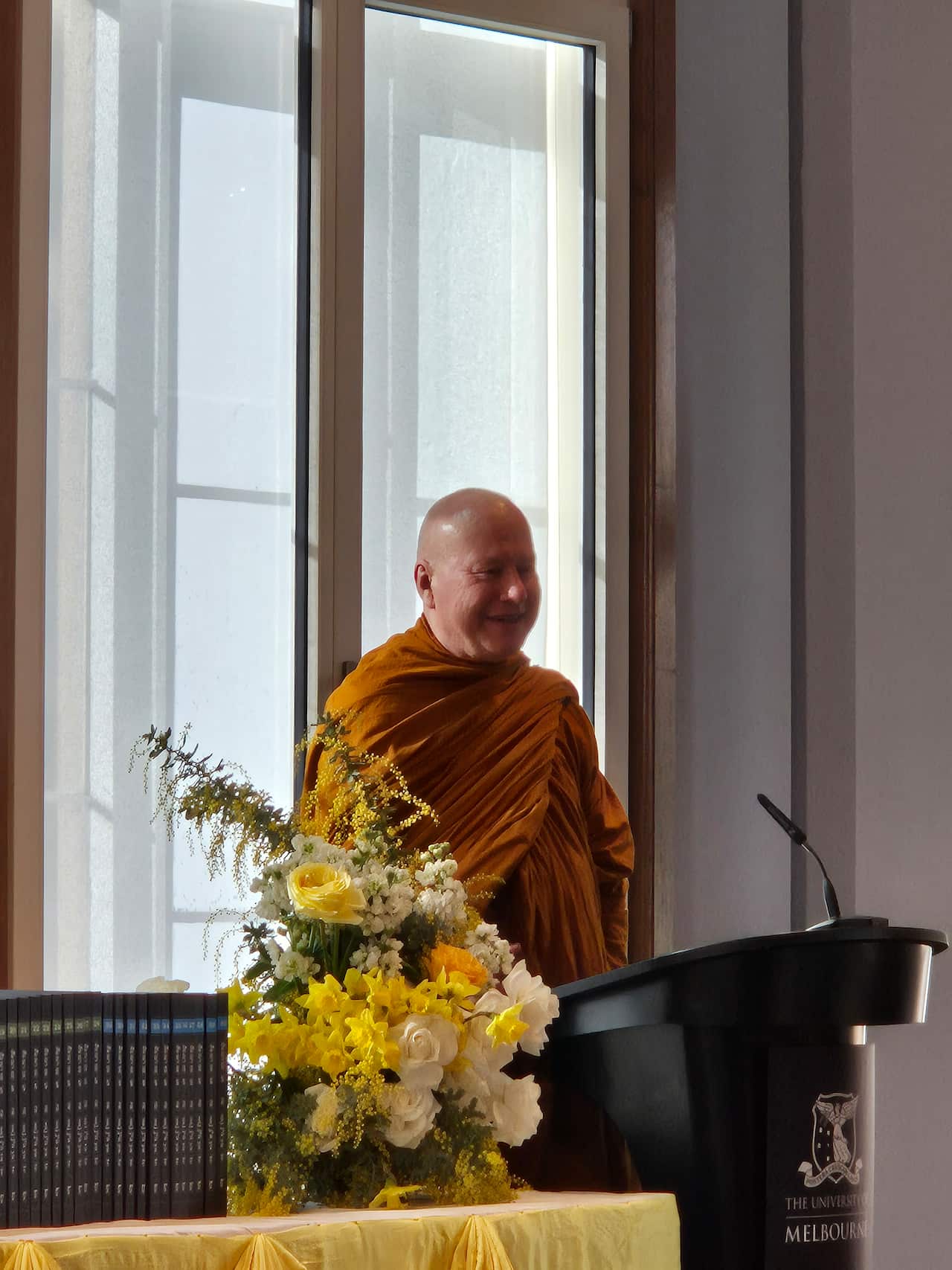 Photo-พระโสภณภาวนาวิเศษ เจ้าอาวาสวัดพุทธโพธิวัน นครเมลเบิร์น.jpg