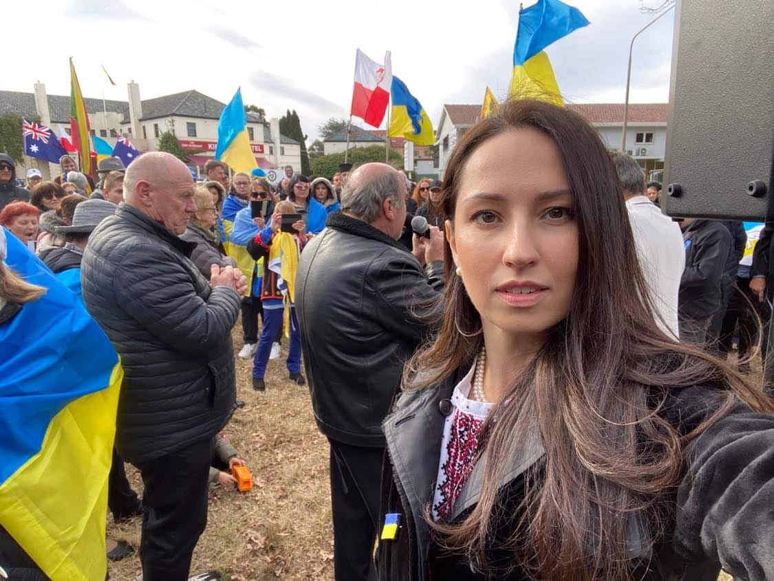 National rally in Canberra midday Saturday 16 July to commemorate the shooting down of MH17 and protest against Russian war in Ukraine.