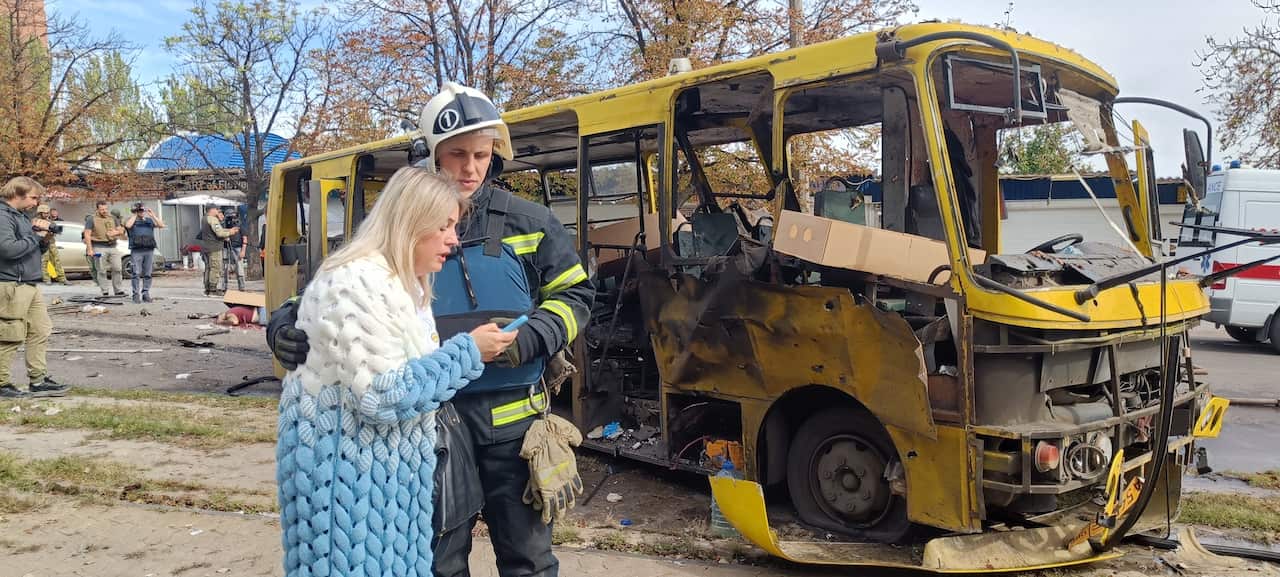 6 civilians dead in rocket attack in Donetsk