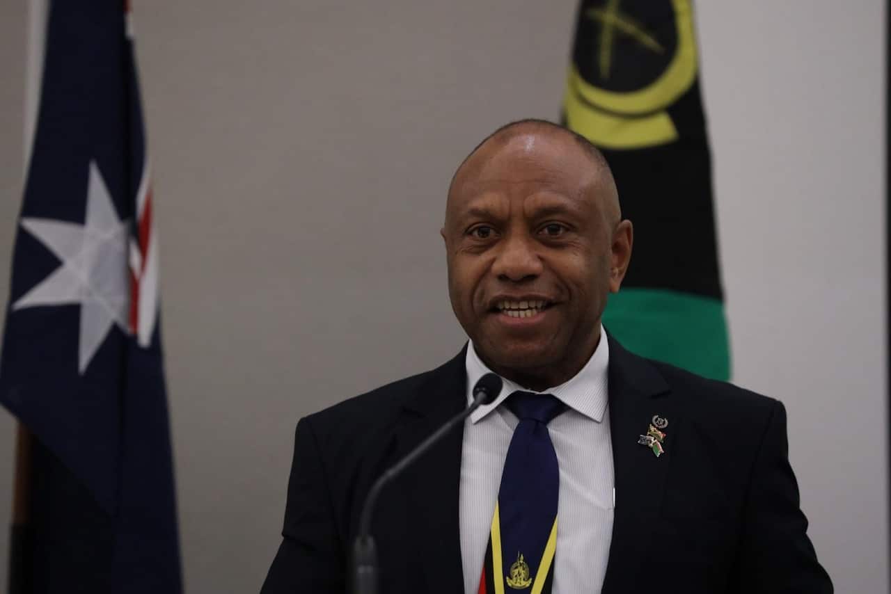 Mr. Donald Pelam hemi Vanuatu Consulate General long Sydney