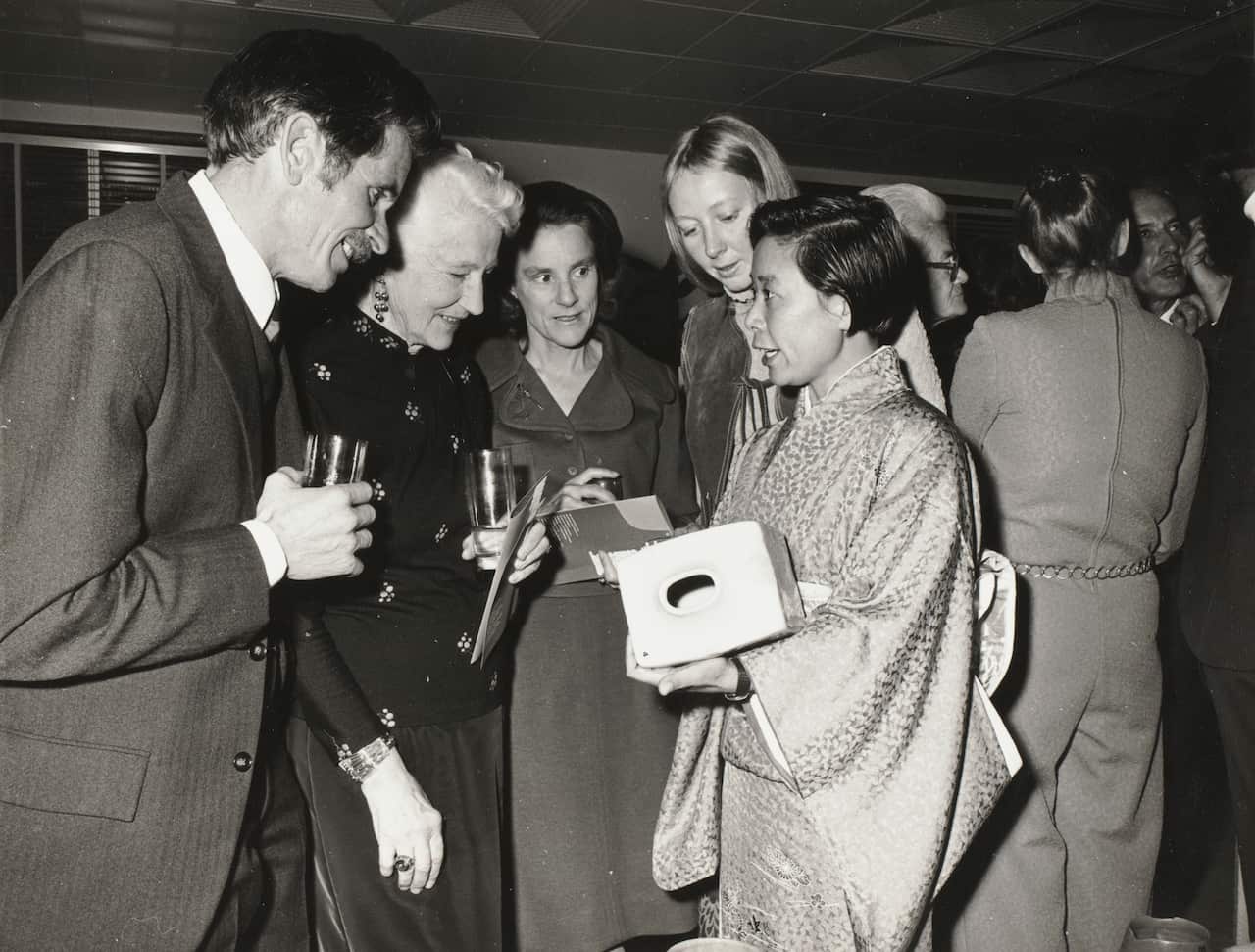 Hiroe Swen’s exhibition at Japanese Embassy, Canberra, 1972,  courtesy of Australian News and Information Bureau.jpg
