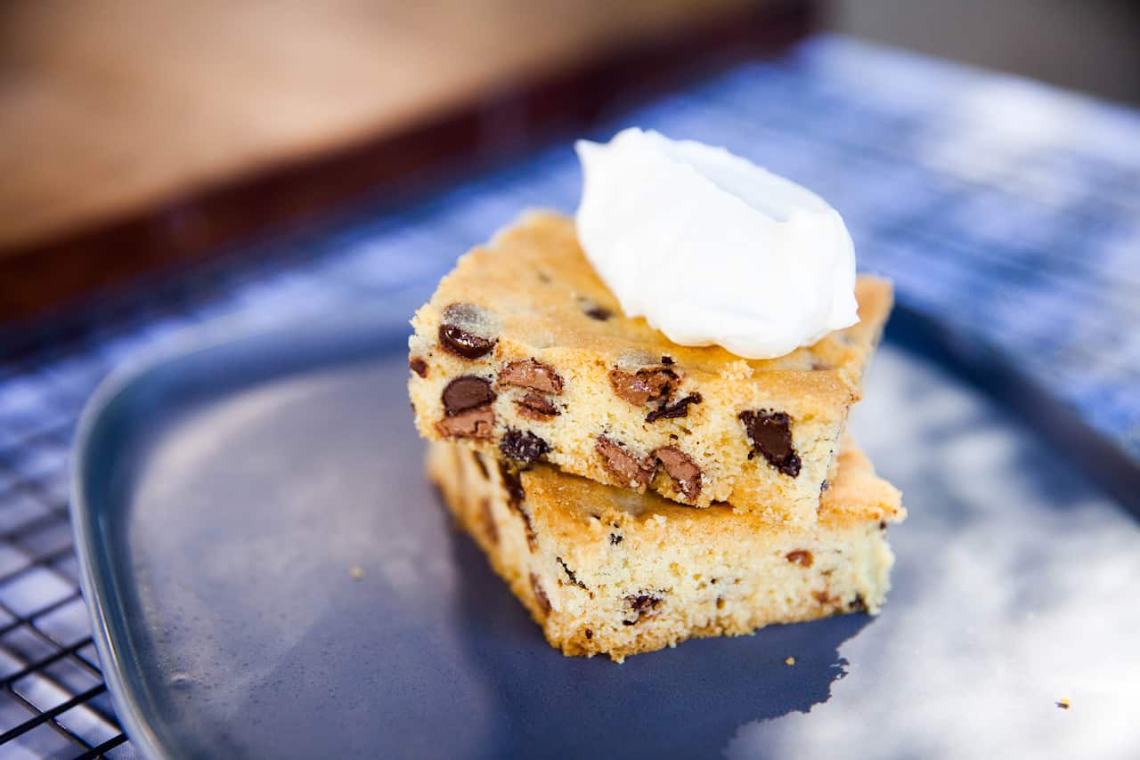 EG8_EP07_Giant BBQ Cookie.jpg