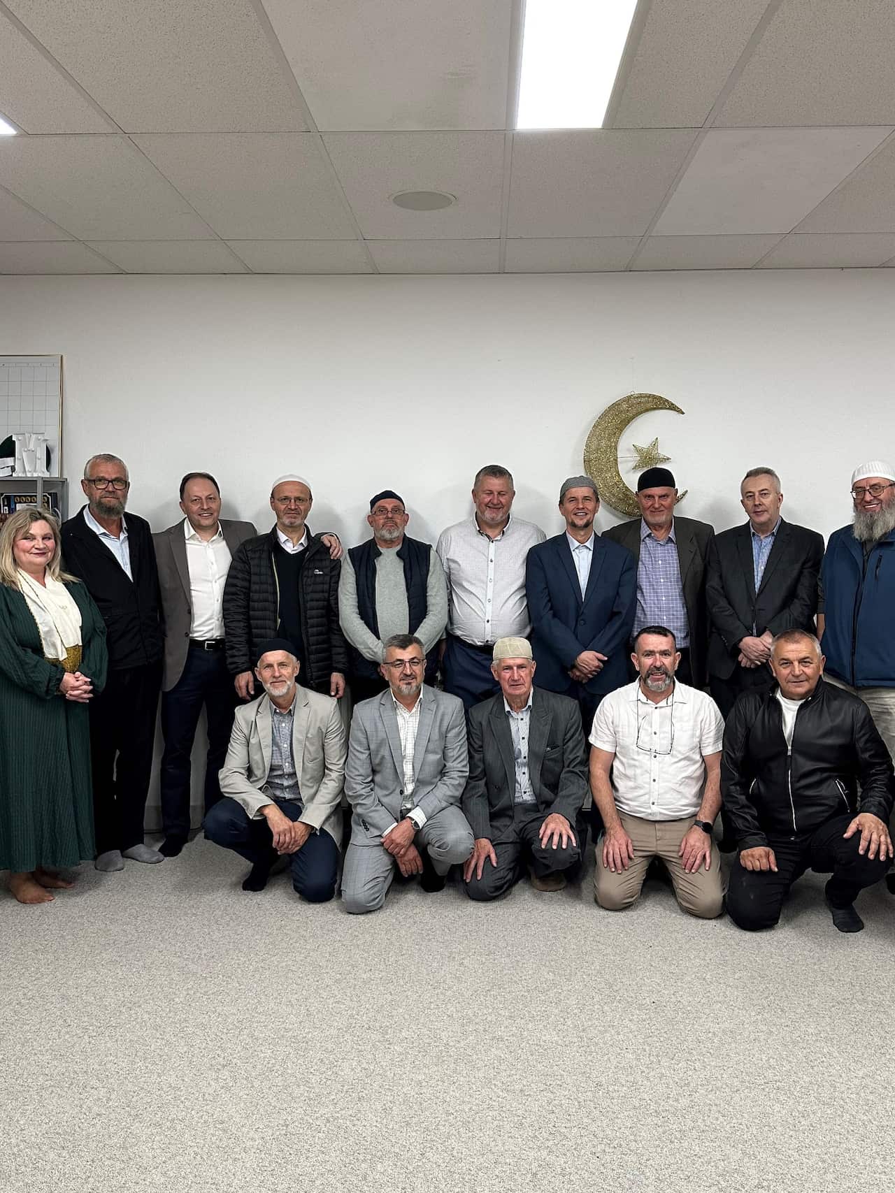 Nakon Bajram- namaza u dzamiji ABIC Deer Park, (2).jpg