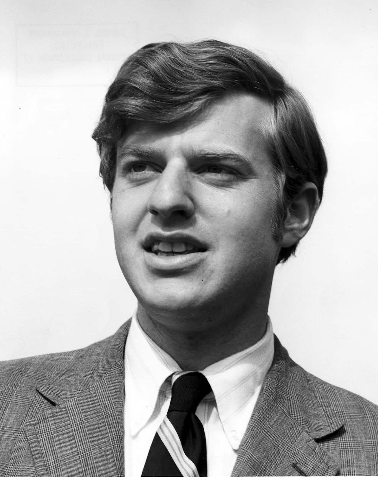 A black and white photo of a young Jerry Springer