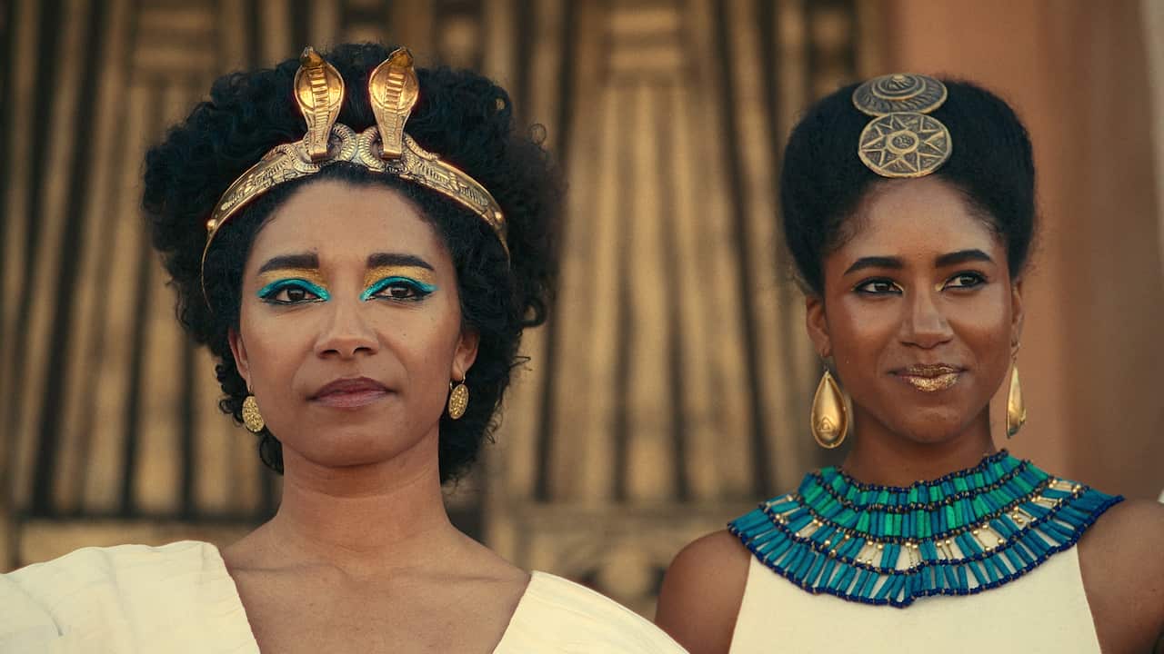 Two women in Ancient Egyptian style costume and makeup.