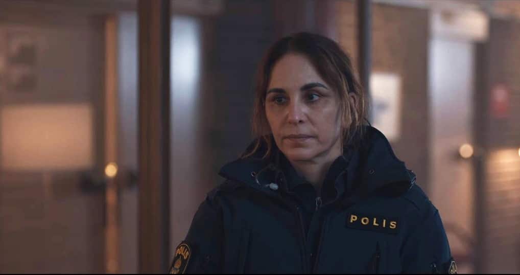 VERONIKA_EP1_001 v2.jpg