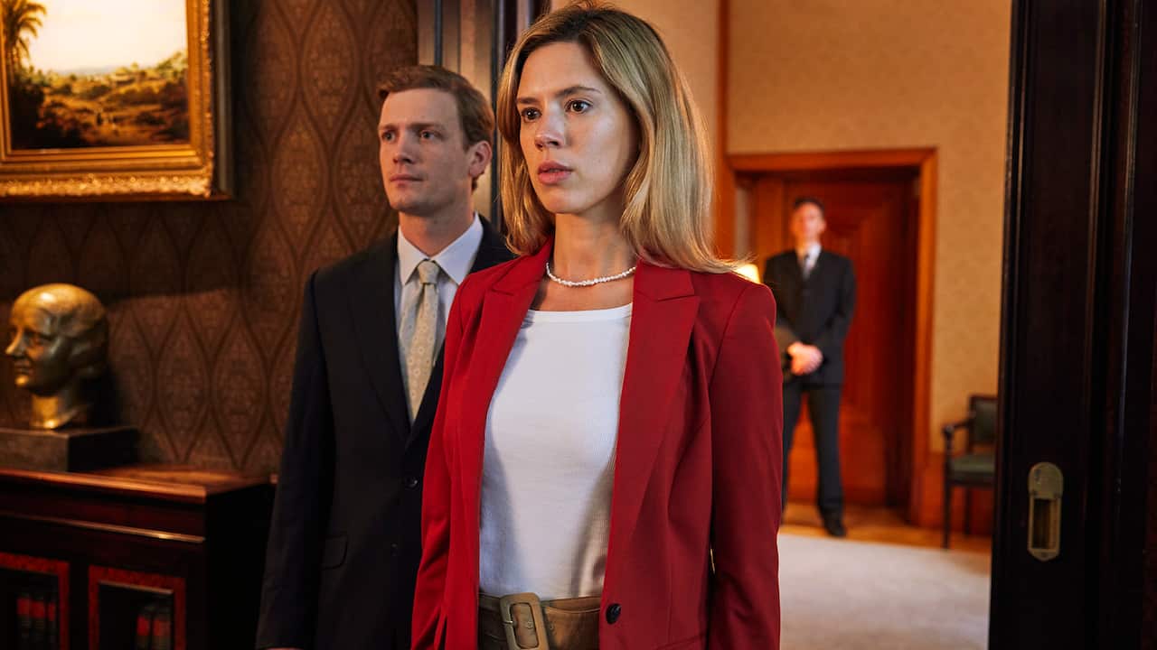 05_BetaFilm_Maxima_S01E06_copyright__Millstreet_Films_Martijn_van_Gelder copy.jpg