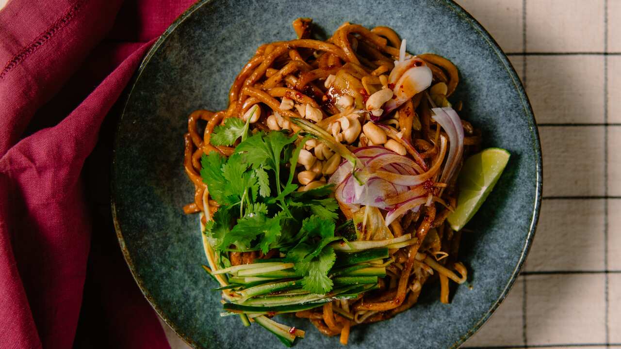 Satay chicken noodles