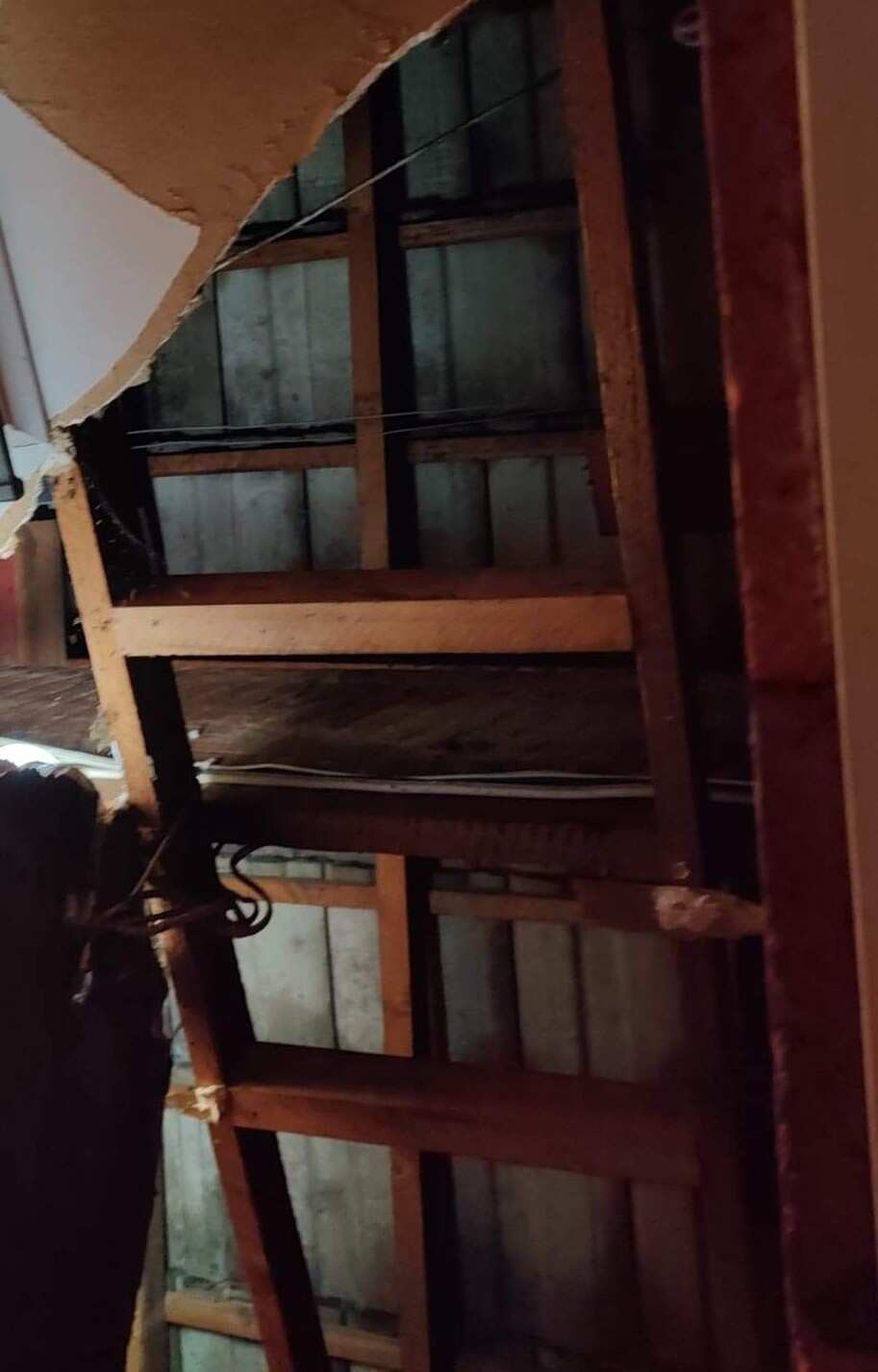 An exposed ceiling cavity.