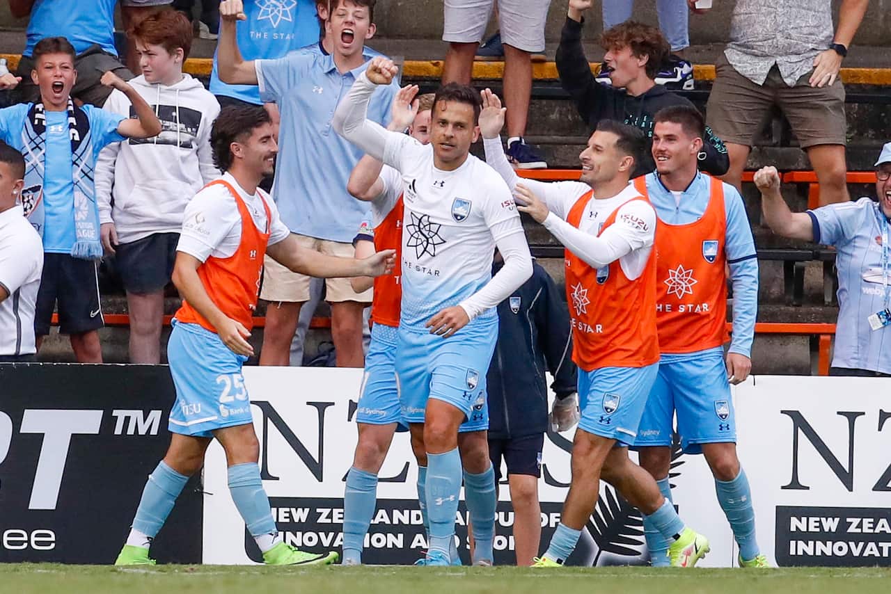 ALEAGUE PHOENIX SYDNEY