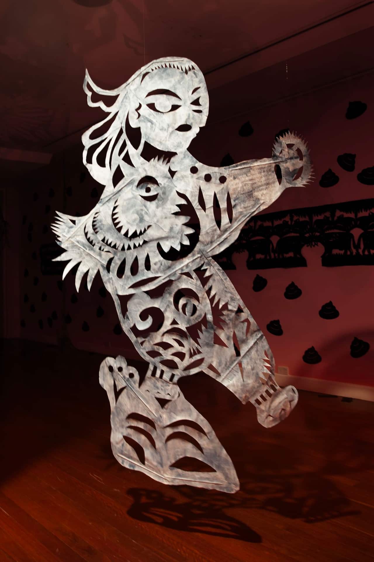 祖天丽博士作品：“新八仙过海” (2024)手工剪纸，装置.jpg