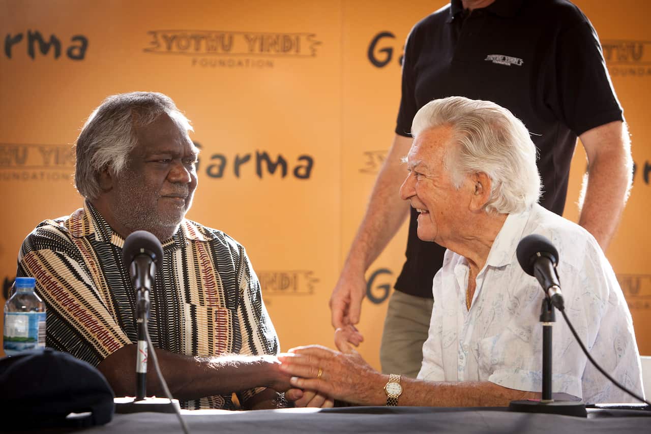 With-Bob-Hawke-at-Garma-2014_Image-by-Peter-Eve-1.jpg