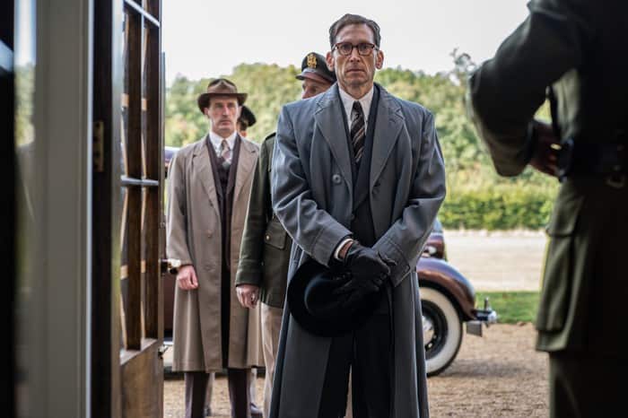 Stephen Kunken as CIA counterintelligence chief James Angleton.