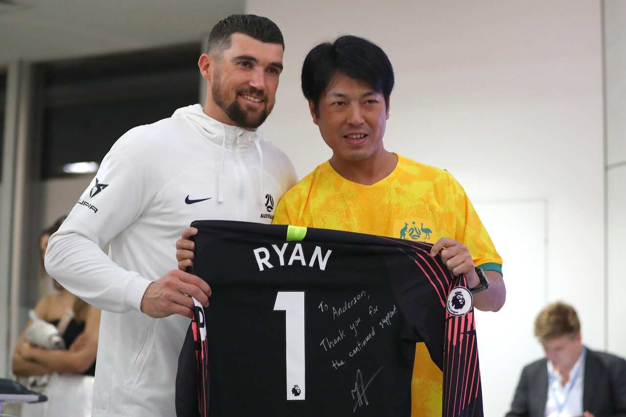 SOCCEROOS ARRIVAL SYDNEY