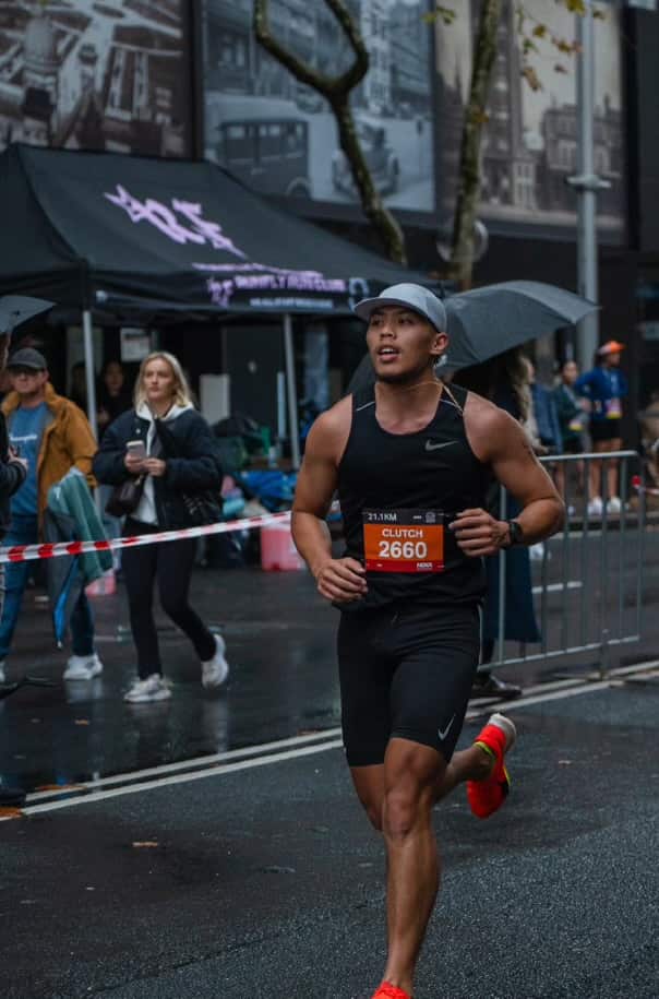 Calvin Tran halai hela iha kompetisaun half marathon
