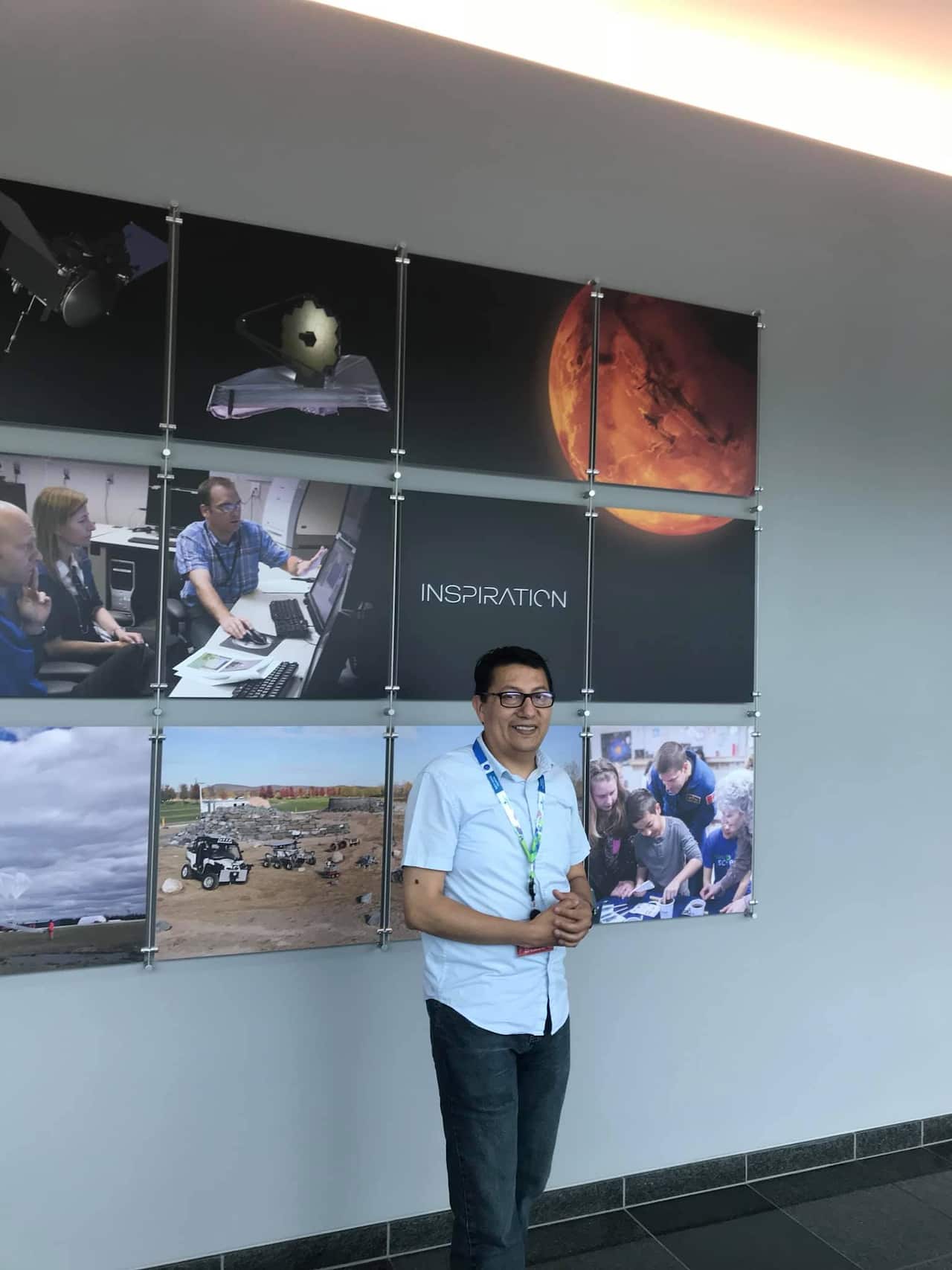 José Miguel Ramírez, aeronautical engineer and satellite controller for the Canadian Space Agency.