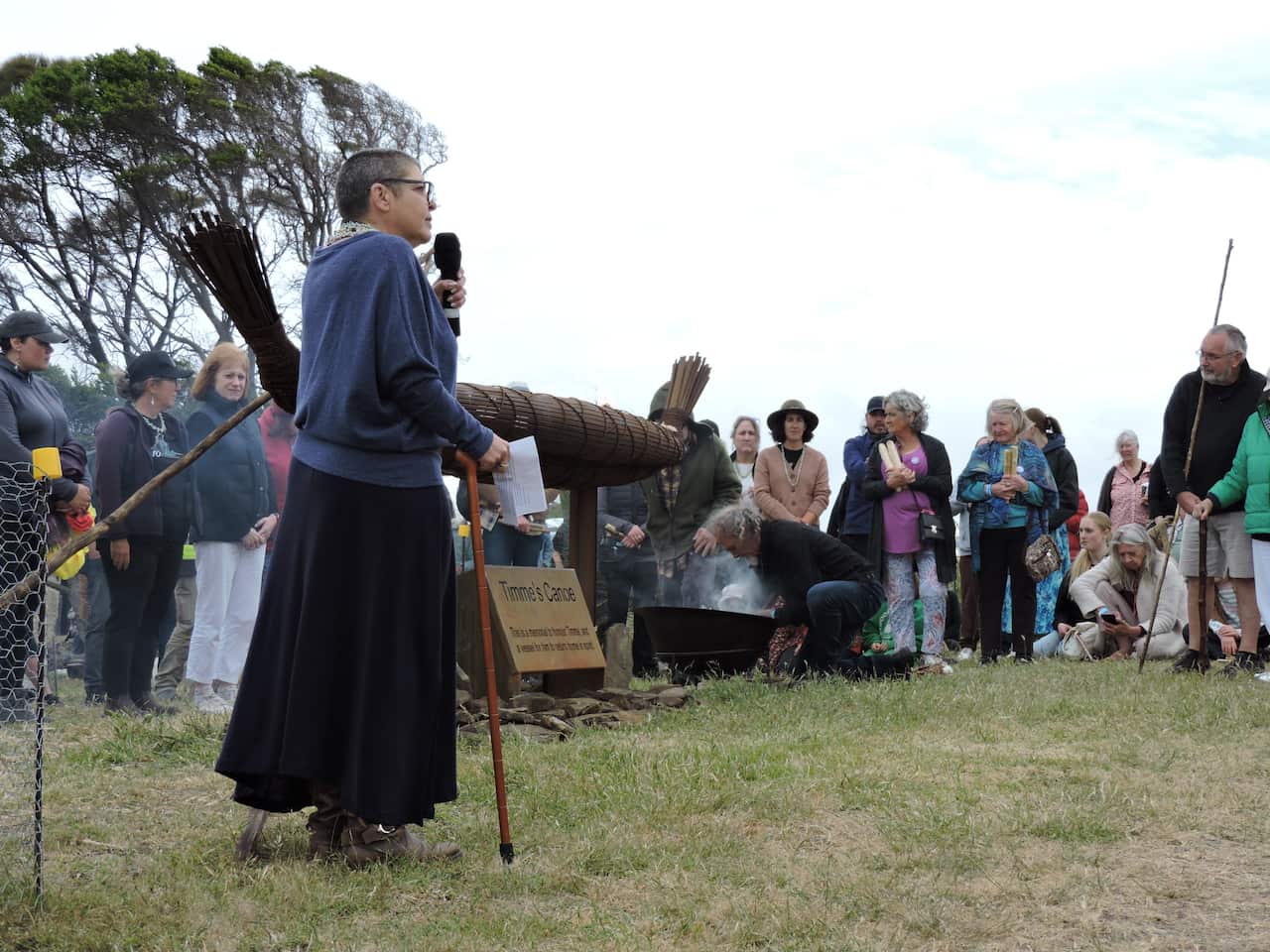 Professor Emma Lee OAM conducting ceremony at Tebrakunna Country for Timme’s Canoe. Credit - Ali Cinlar.JPG