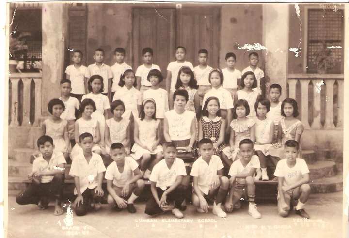 Grade 5 class picture batch 68 lumban central school.jpg