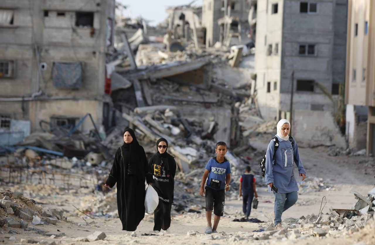 Palestinians continue to flee from Rafah due to Israel's ground operation