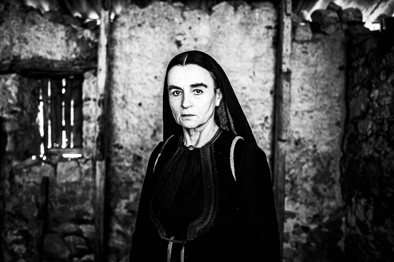 Καραμπέτη Καρυοφυλλιά Φόνισσα 1 Γεώργιος Τατάκης.jpg