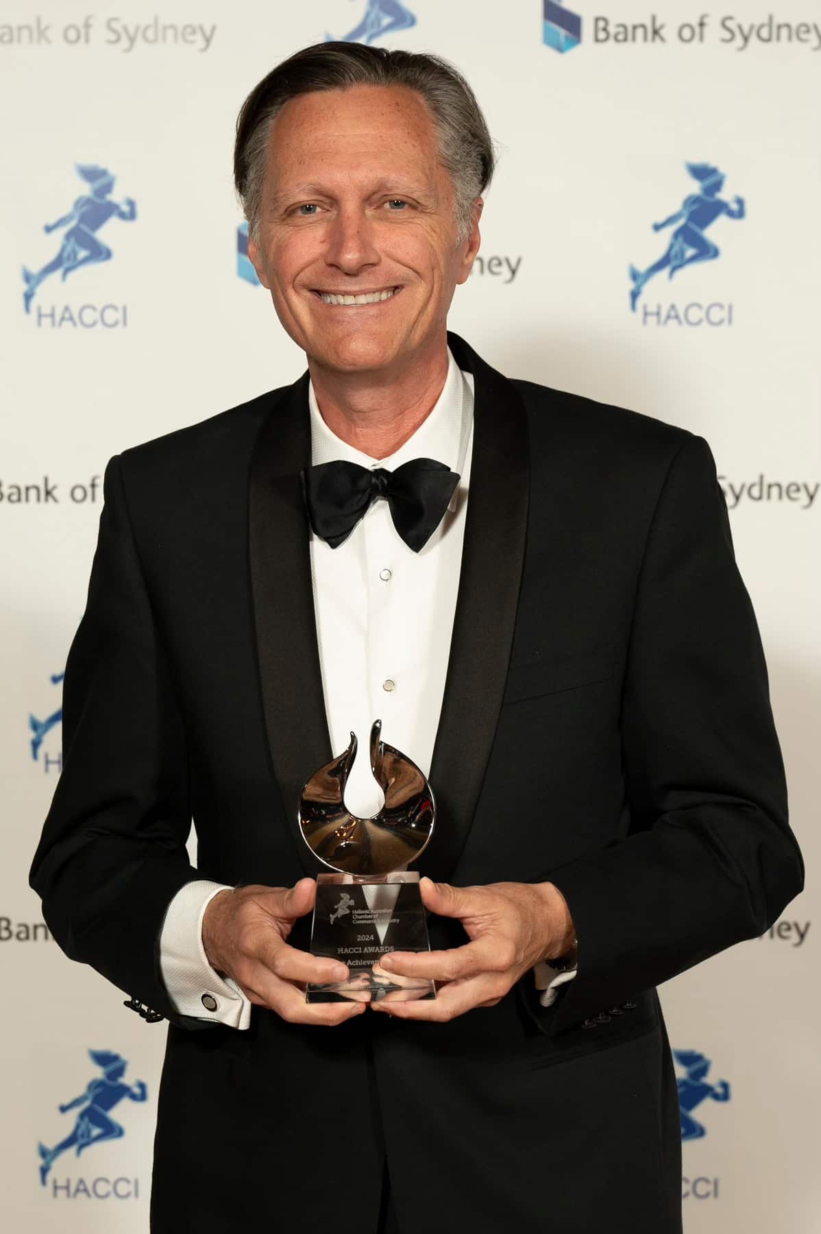 Ο Τζόναθαν Καραπέτης