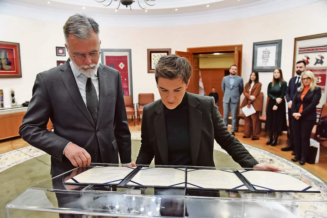 DEJAN RISTIC, ANA BRNABIC