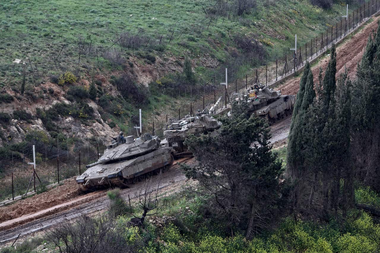 Israeli forces increase presence along the border with Lebanon