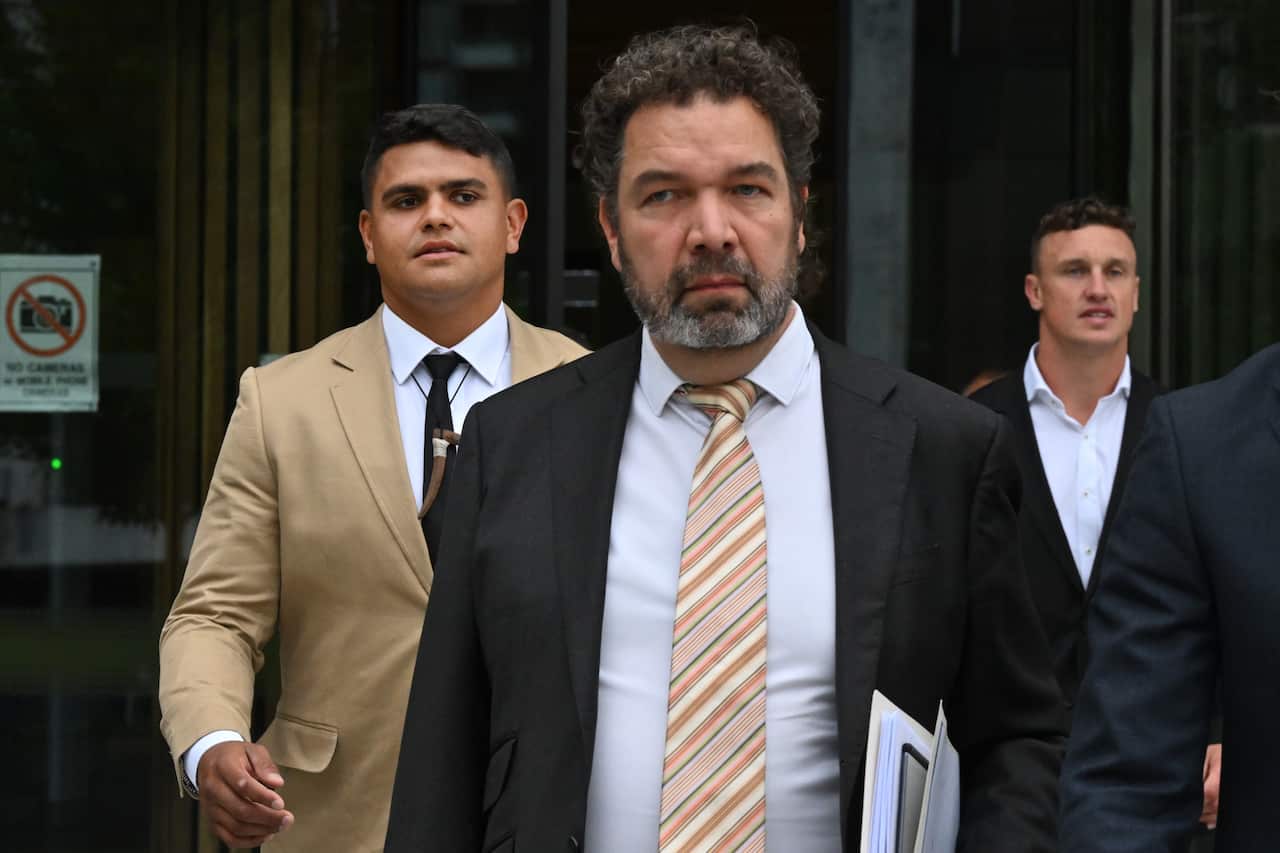 LATRELL MITCHELL JACK WIGHTON COURT