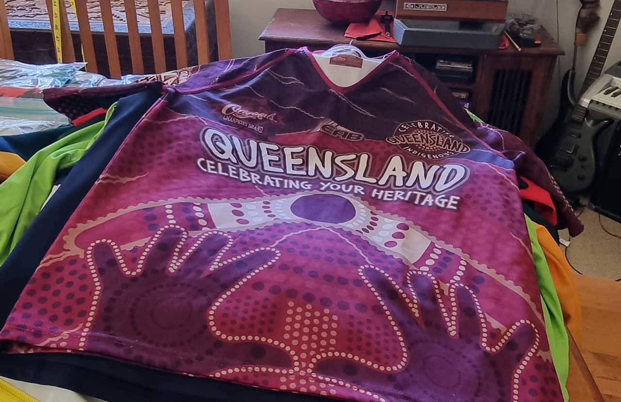 03 - Áo đội rugby league Thổ dân quốc gia.jpg