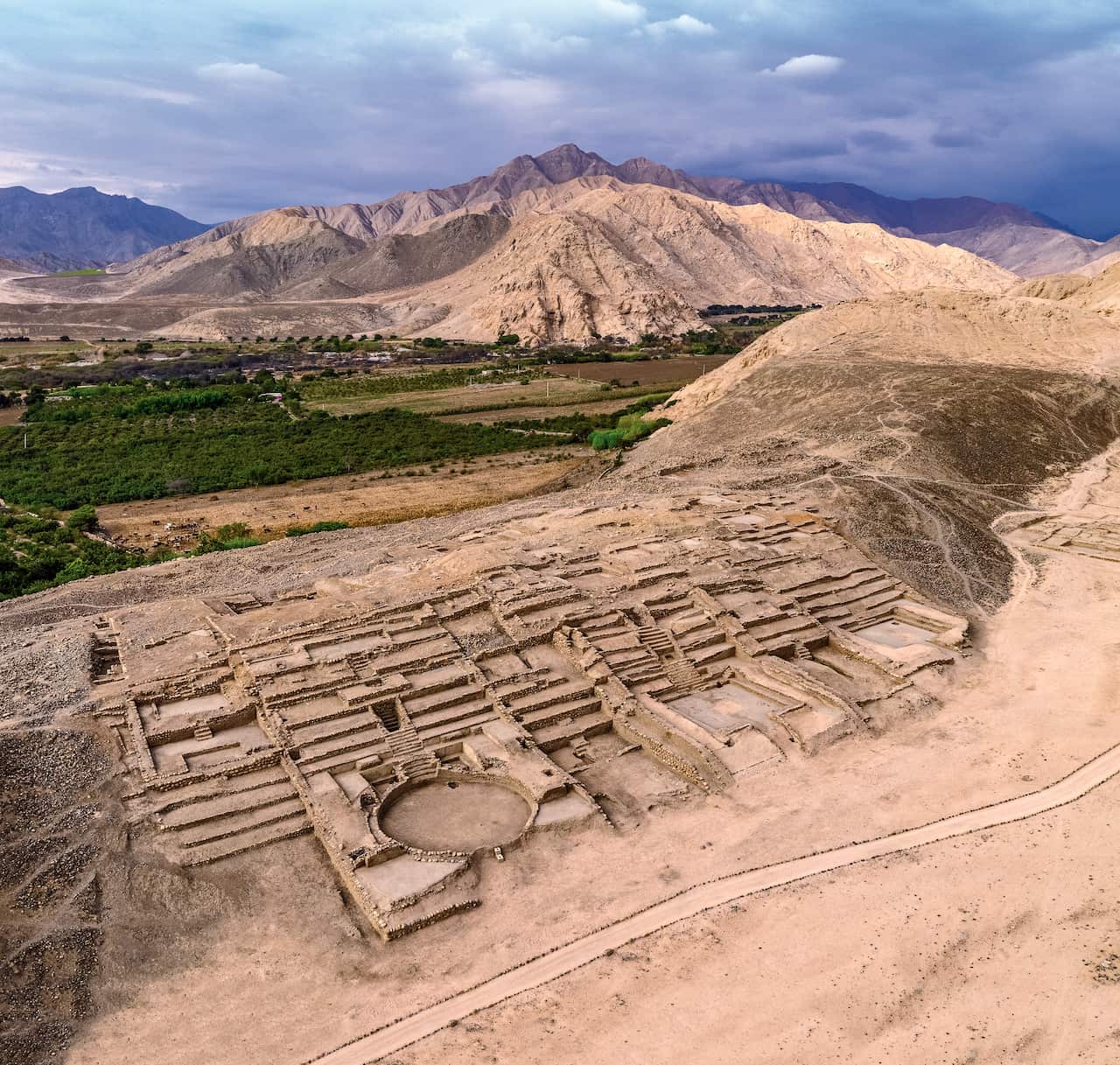 Peñico-Edificio Público Mayor B - B1, B2, B3 -2.jpg