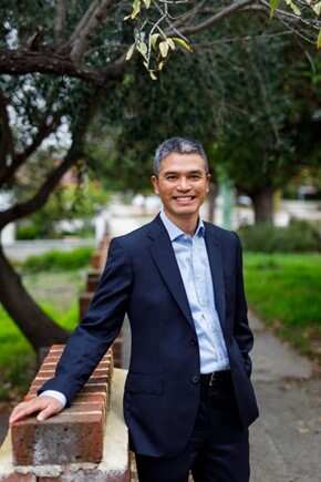 Richard  Wong  Picture3.jpg