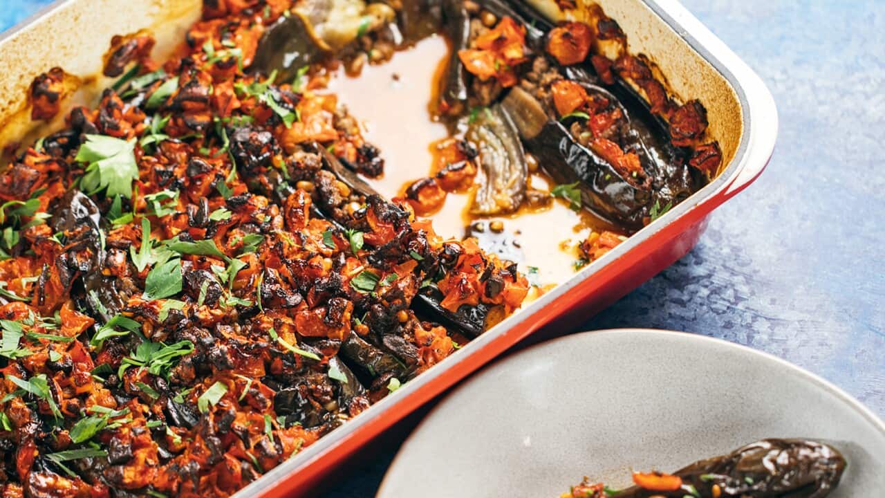 Sheikh el mehshi (stuffed baby eggplants)