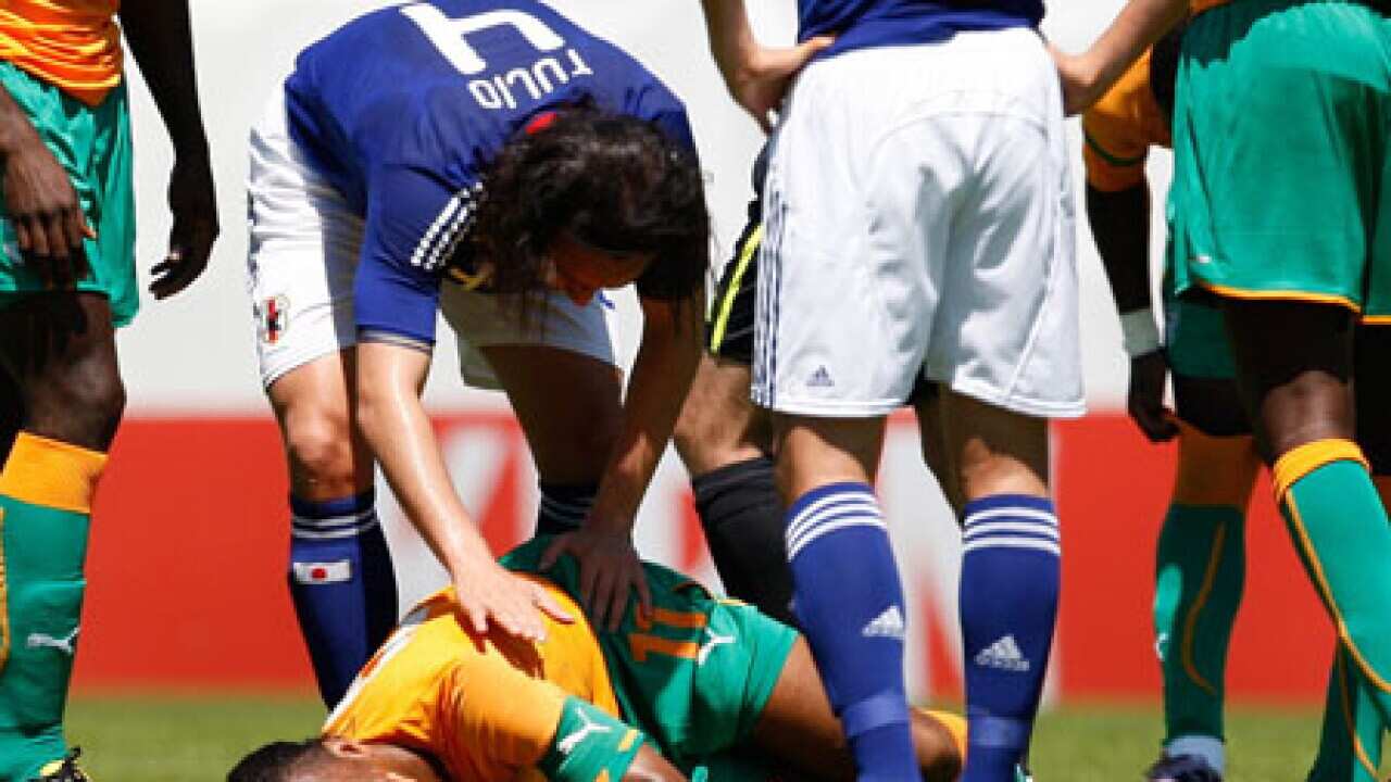 drogba_injury_100610_B_AAP_123857324
