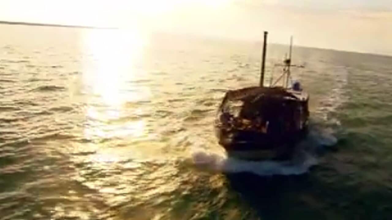 boat_go-back_to_where-_you_came_from_L_1411048635