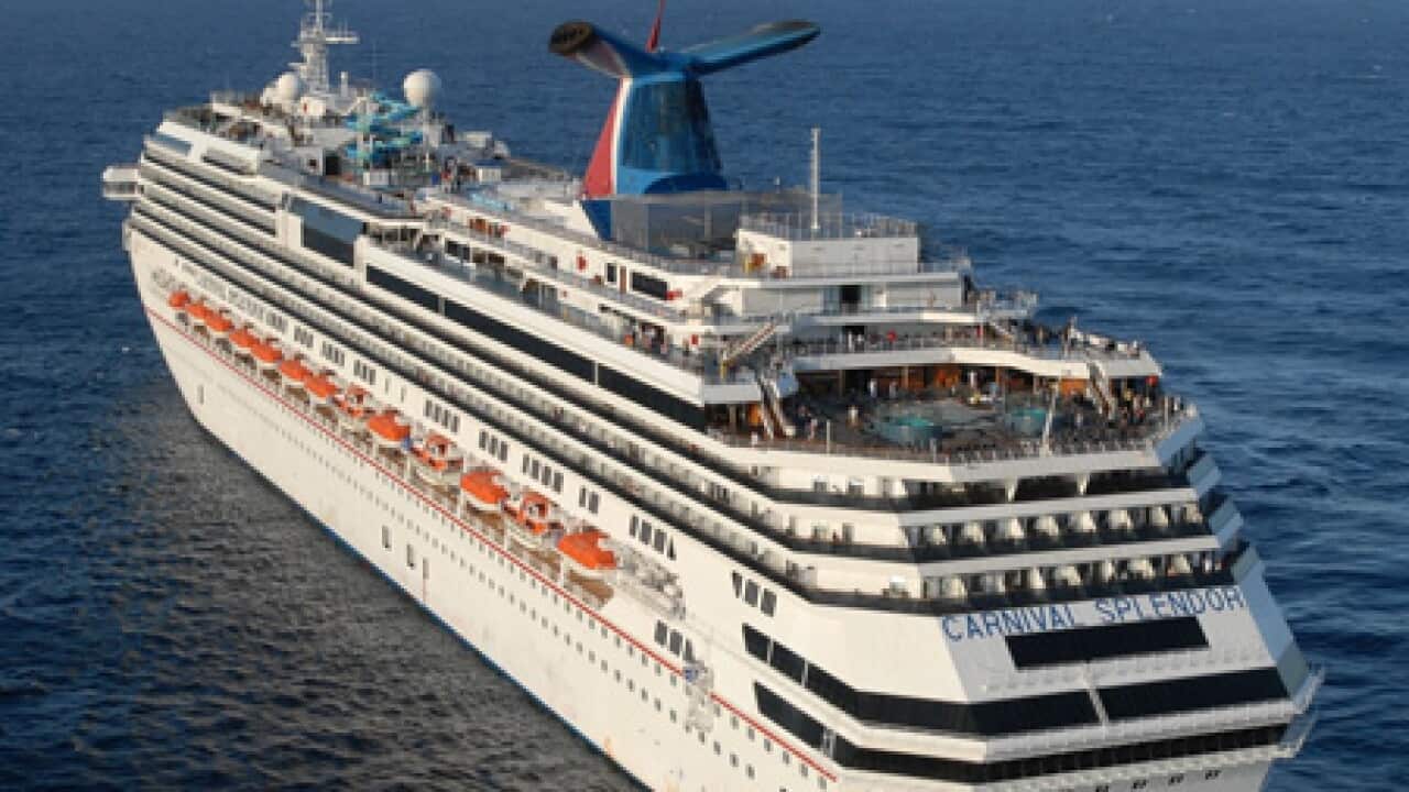 Carnival_Splendor_ship_L_aap_1874255911