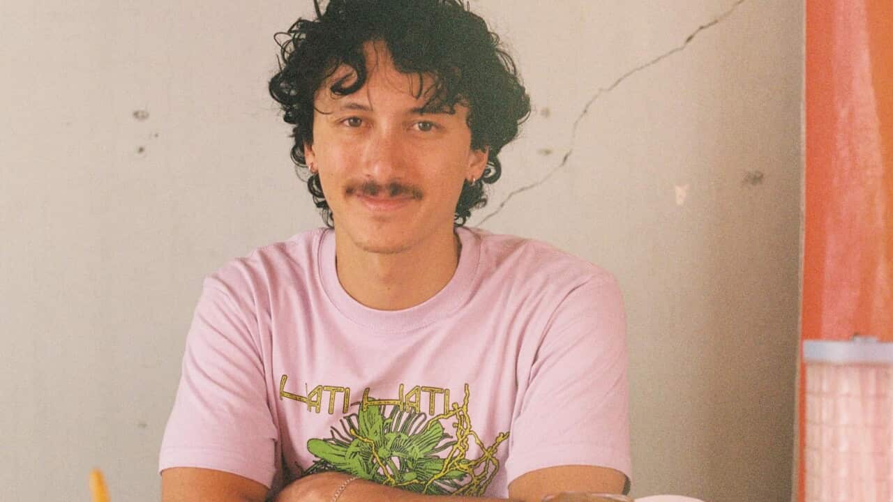 Martin Fatmaja Hoggart, Nongrong Festival music director. Photo credit: Yasmin Middleton, 2025.