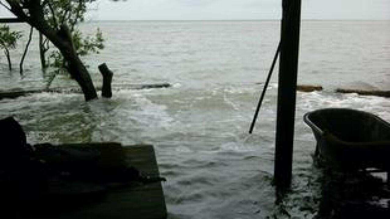 Saibai king tide.jpg