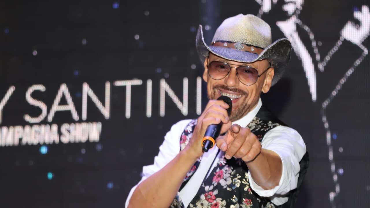 santini.jpg